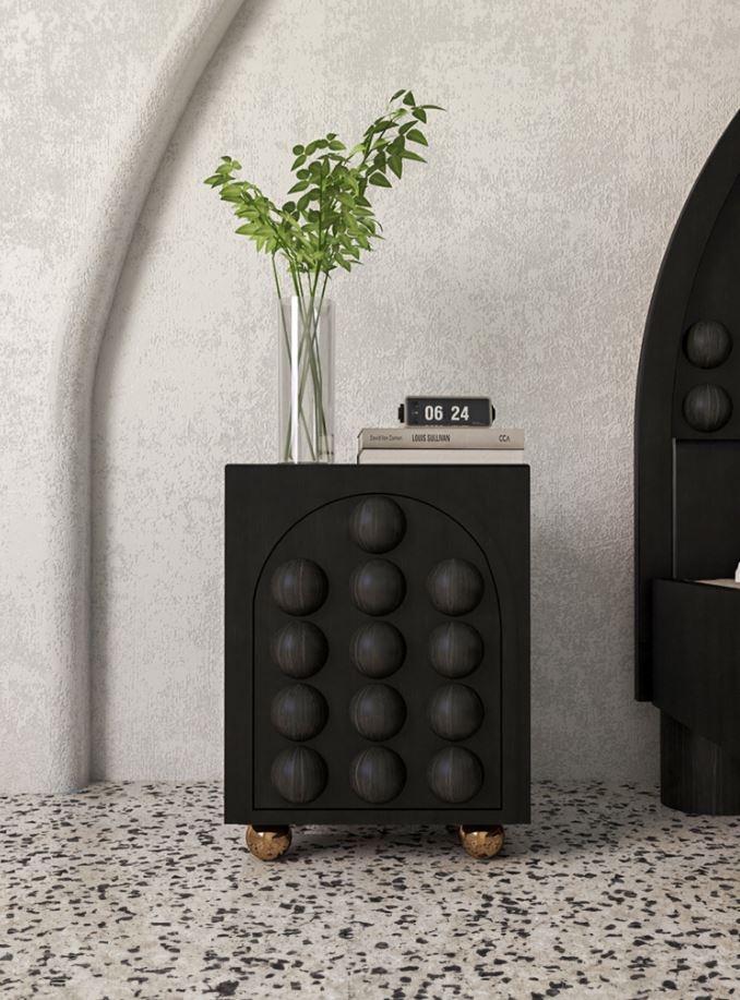 CURVE WALNUT KOMODİN