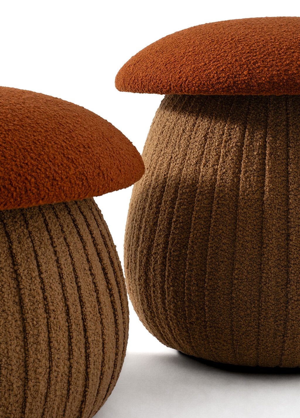 Smurf Turuncu Peluş Döşemeli Mantar Puf